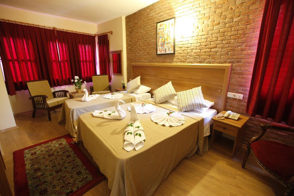 Bed and Breakfast Casa Callinos Сельчук Номер фото